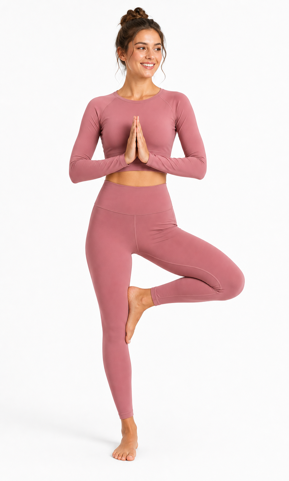 Coordinated private label yoga set with leggings and long sleeve top